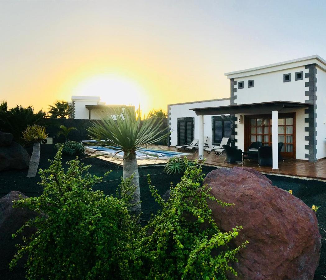 Villa Alejandro Playa Blanca  Buitenkant foto